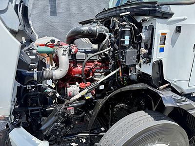 2022 Mack AN64T