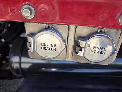 2023 Peterbilt 579