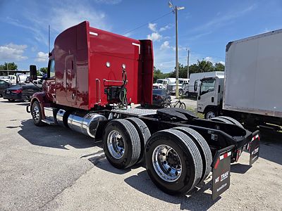 2023 Peterbilt 579