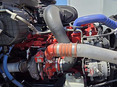 2023 Peterbilt 579