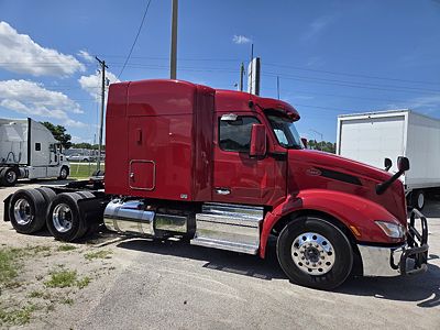 2023 Peterbilt 579