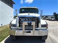2027 Mack GR64F
