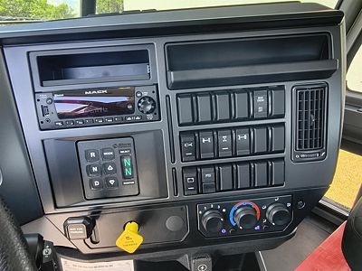 2027 Mack GR64B