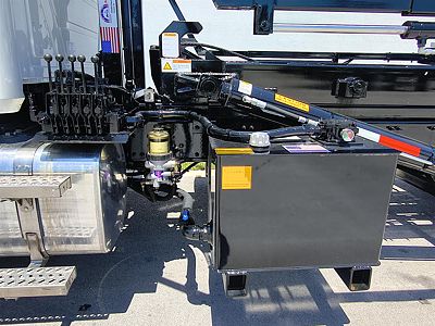 2027 Mack GR64B