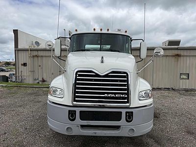 2015 Mack CXU613