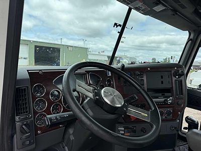 2015 Mack CXU613