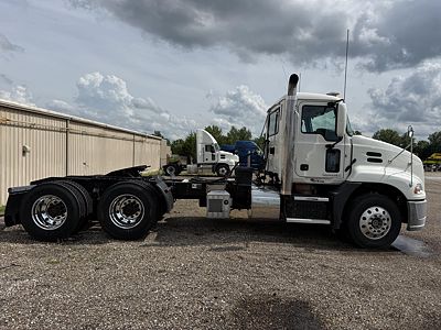 2015 Mack CXU613