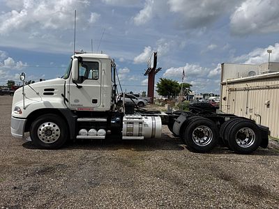 2015 Mack CXU613