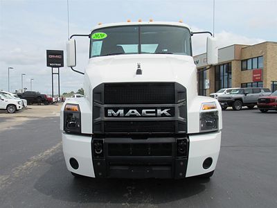 2020 Mack AN64T DAYCAB