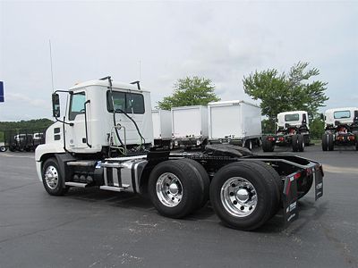 2020 Mack AN64T DAYCAB