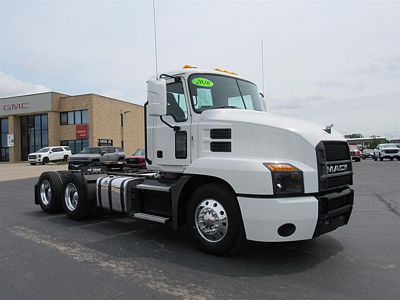 2020 Mack AN64T DAYCAB