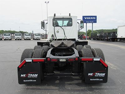 2020 Mack AN64T DAYCAB