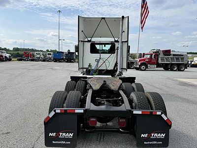 2022 Mack AN64T
