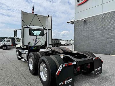 2022 Mack AN64T