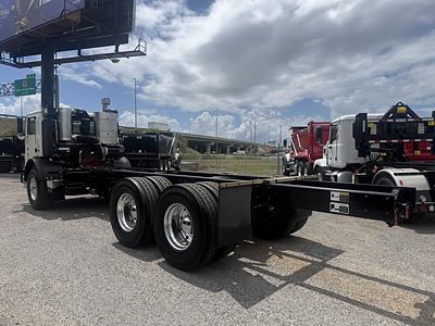 2027 Mack TE64R