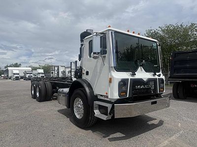 2027 Mack TE64R