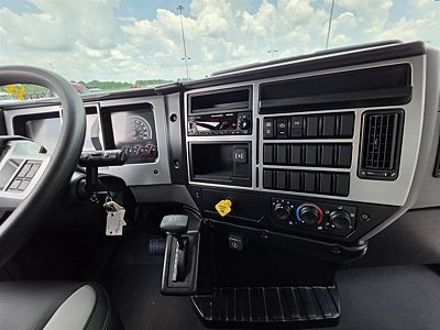 2027 Mack MD6 42R
