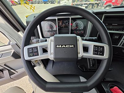 2027 Mack MD6 42R