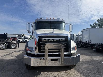 2027 Mack GR64B
