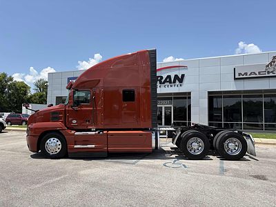2024 Mack AN64T