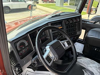 2024 Mack AN64T