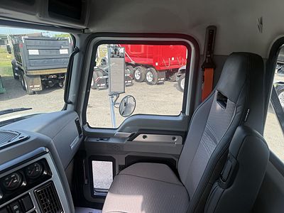 2027 Mack GR64B