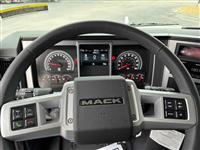2026 Mack GRANITE 64FR