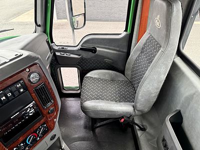 2016 Mack CXU613