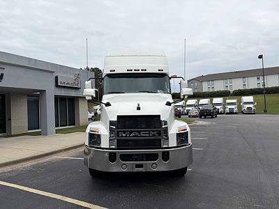 2022 Mack AN64T