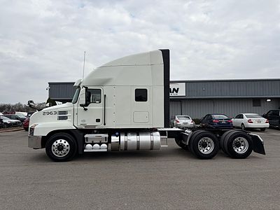 2022 Mack AN64T