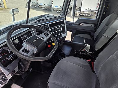 2022 Mack AN64T