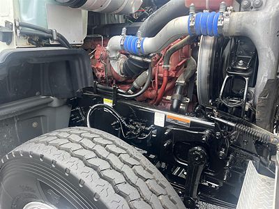 2024 Mack GR64F