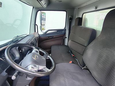 2021 Hino 338