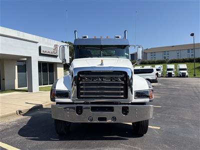 2025 Mack GR64FT