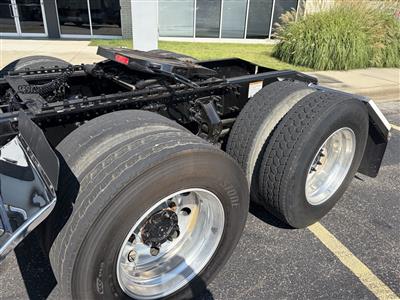 2022 Mack AN64T