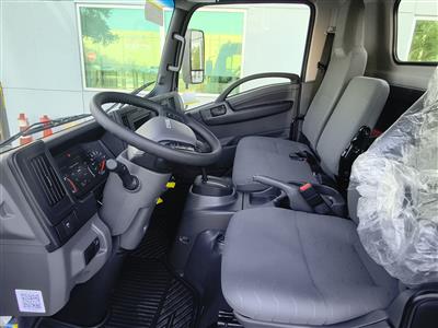 2027 Isuzu NPR-3Y354