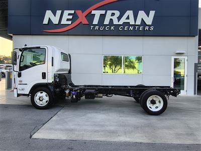 2027 Isuzu NPR-3Y354