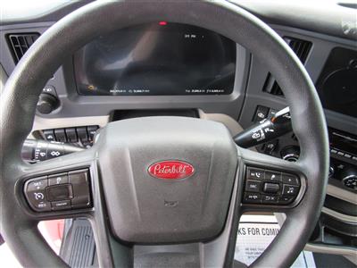 2023 Peterbilt 579