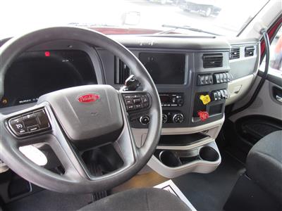 2023 Peterbilt 579