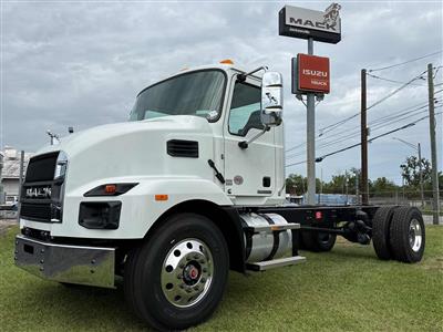2027 Mack MD6 42R