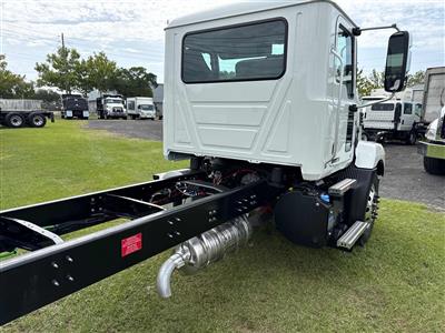 2027 Mack MD6 42R