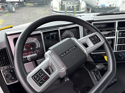 2027 Mack MD6 42R