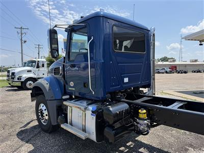 2027 Mack GR64F