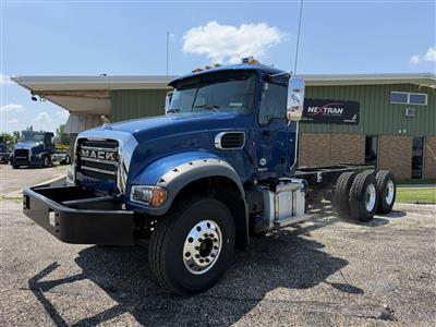 2027 Mack GR64F