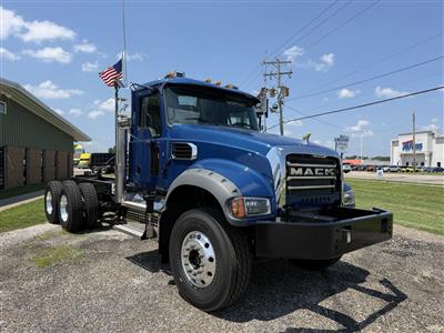 2027 Mack GR64F
