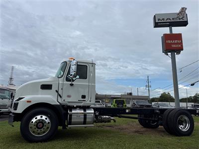 2027 Mack MD7 42R