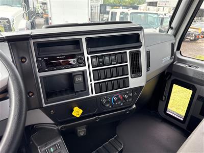 2027 Mack MD7 42R