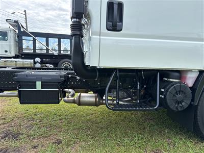 2027 Isuzu NPR-1G404
