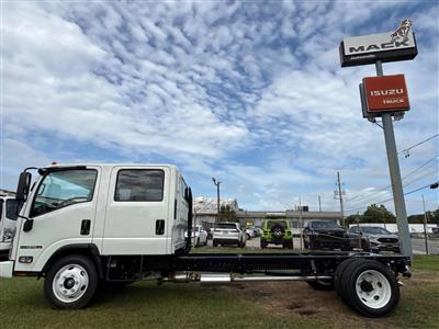2027 Isuzu NPR-1G404