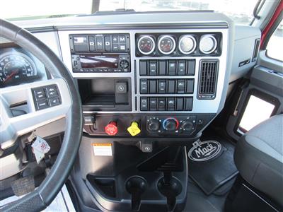 2024 Mack ANTHEM 64T DAYCAB